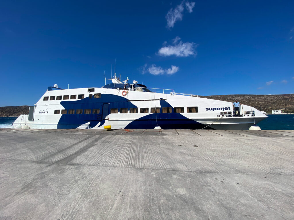 Ferry arriving Katapola
